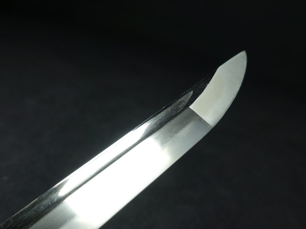 【刀剣】日本刀　梅透かし彫鉄地鍔に松皮鞘刀を買取り致しました。