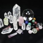 【鉱石】水晶クラスター、ポイント、球体を買取り致しました。