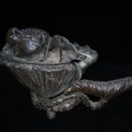 【硯・書道具】横谷宗珉「花牛君子水滴」を買取り致しました。