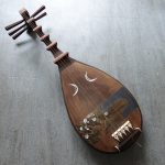 【骨董品・その他】「琵琶」を買取り致しました。