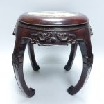 【花台】猫脚大理石花台を買取り致しました。