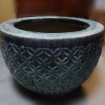 【火鉢】無銘「地模様海鼠火鉢」を買取り致しました。